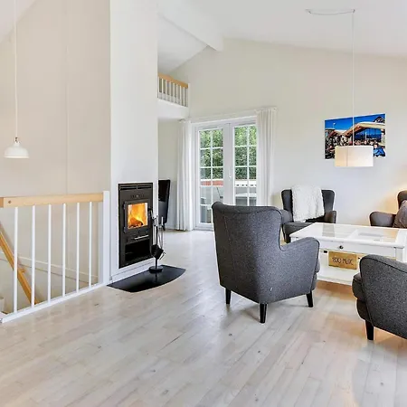 6 Person In Aabenraa-by Traum * 奥本罗